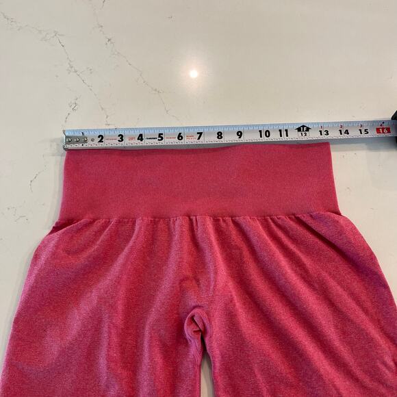 NVGTN Pink Biker Shorts Size Large - Picture 4 of 6